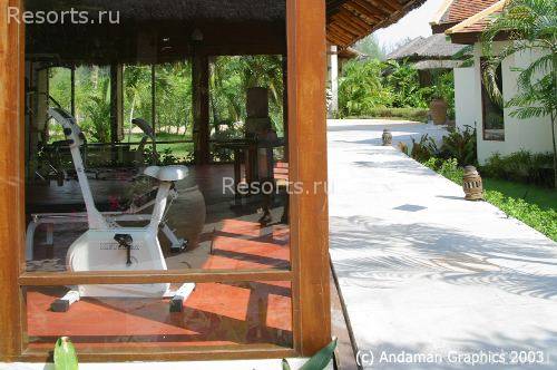 Layan Beach Resort 10